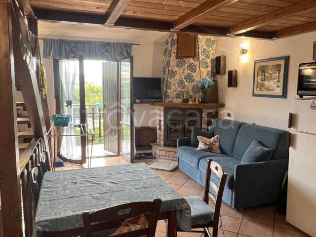 Appartamento in affitto a Castel di Sangro via Fonte Vaniero, arredato, terrazzo, caminetto TrovaCasa