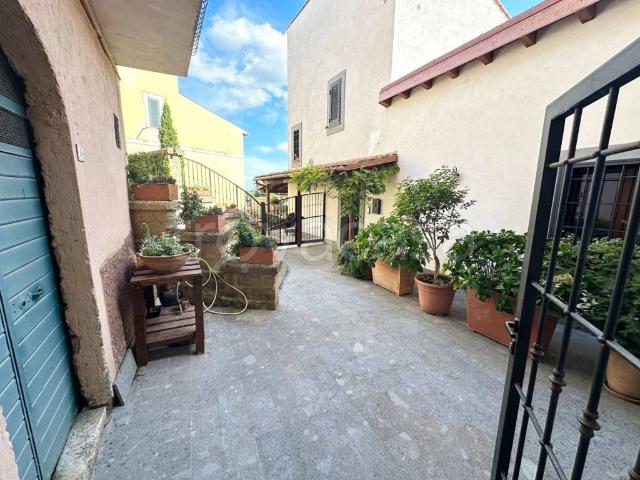 Appartamento in affitto a Castel Sant'Elia via Del Santuario, 22, centrale, balcone TrovaCasa