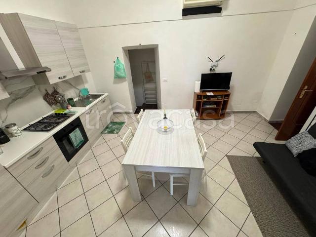 Appartamento in affitto a Castel San Giorgio via Antonio Rescigno, arredato, balcone, cucina abitabile TrovaCasa