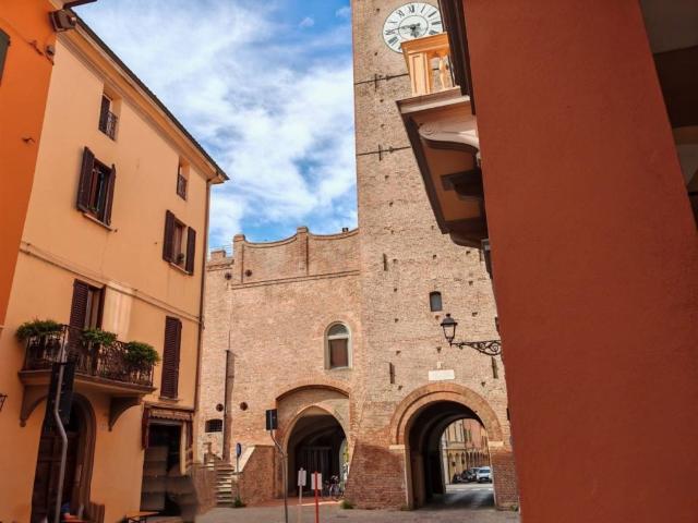 Appartamento in affitto a Castel San Pietro Terme via Matteotti, centrale, cantina, senza ascensore TrovaCasa