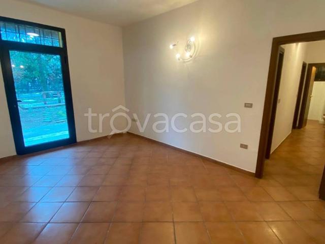 Appartamento in affitto a Castel San Pietro Terme via San Giorgio, giardino privato, riscaldamento autonomo, parzialmente arredato TrovaCasa