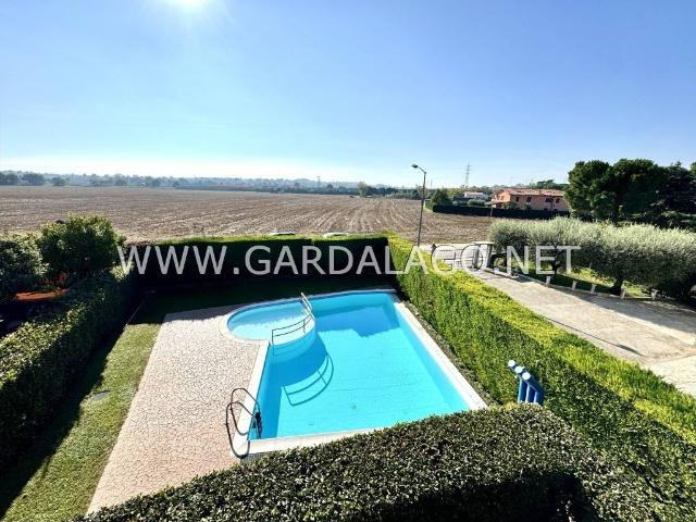 Appartamento in affitto a Castelnuovo del Garda via del Lavoro, arredato, posto auto, terrazzo TrovaCasa