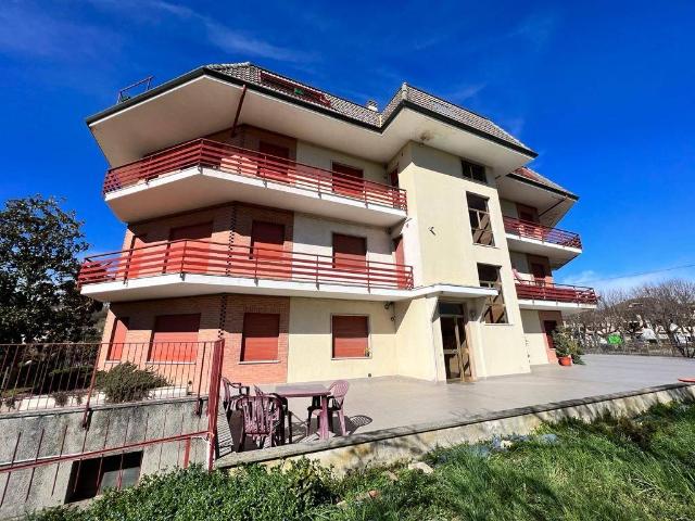 Appartamento in affitto a Castelnuovo Don Bosco viale Europa, 8, non arredato/vuoto, box, ascensore TrovaCasa