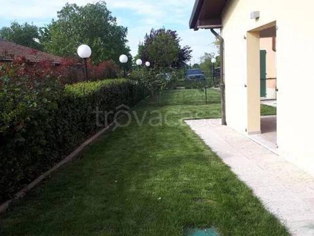 Appartamento in affitto a Castelnuovo Rangone via s.Lucia, giardino privato, posto auto, box TrovaCasa