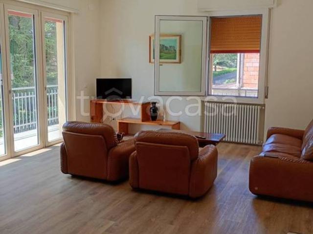 Appartamento in affitto a Castelnovo ne' Monti