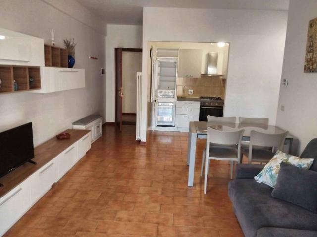 Appartamento in affitto a Castelnovo ne' Monti piazza Gramsci, terrazzo, ascensore, angolo cottura TrovaCasa