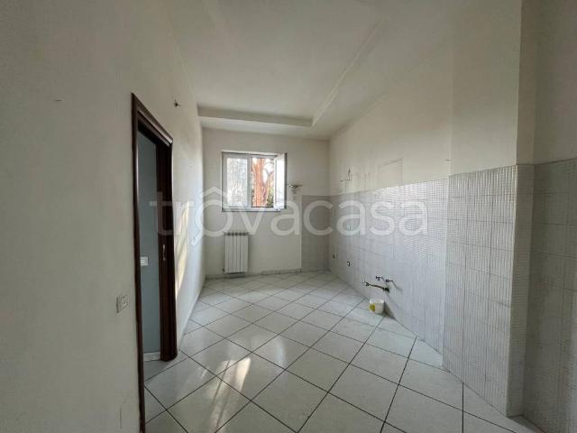 Appartamento in affitto a Castellammare di Stabia, non arredato/vuoto, box, periferica TrovaCasa