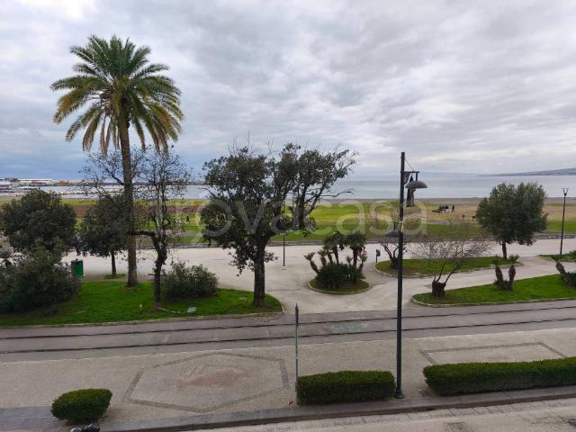 Appartamento in affitto a Castellammare di Stabia corso Vittorio Emanuele, arredato, lungomare, balcone TrovaCasa