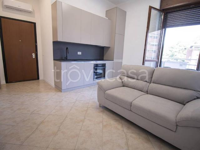 Appartamento in affitto a Castellanza via Luigi Pomini, 31, arredato, terrazzo, balcone TrovaCasa