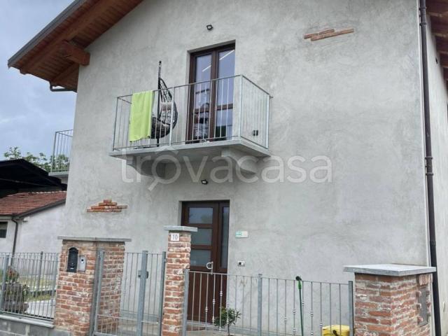 Appartamento in affitto a Castelletto Stura via Motta, non arredato/vuoto, arredato, giardino privato TrovaCasa