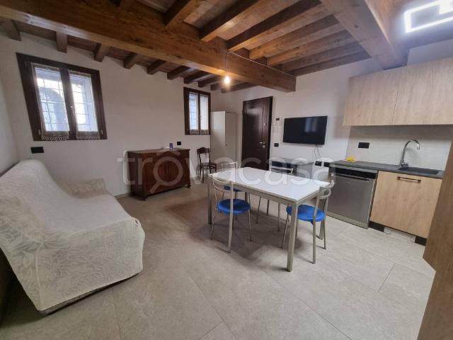 Appartamento in affitto a Castelvetro di Modena, arredato, ristrutturato, riscaldamento a pavimento TrovaCasa