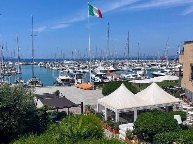 Appartamento in affitto a Castiglione della Pescaia via Cala del Pozzo, 15, arredato, terrazzo, balcone TrovaCasa