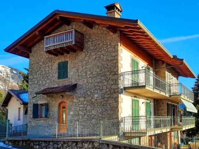 Appartamento in affitto a Castione della Presolana BG
