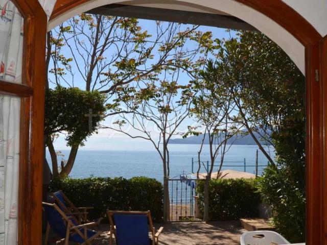 Appartamento in affitto a Capoliveri via Innamorata, 25, terrazzo, fronte mare, balcone TrovaCasa
