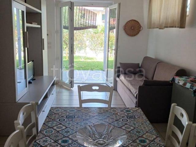 Appartamento in affitto a Capaccio Paestum via Torre di Paestum, 253, arredato, giardino privato, posto auto TrovaCasa