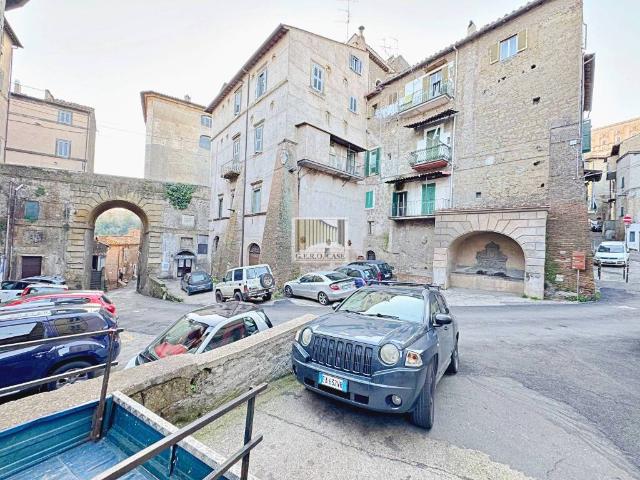 Appartamento in affitto a Caprarola VT