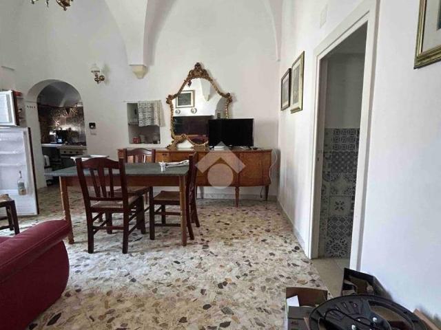 Appartamento in affitto a Carovigno corso Umberto I, 75, arredato, terrazzo, luminoso TrovaCasa