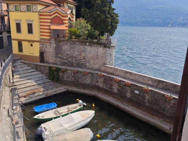 Appartamento in affitto a Carate Urio CO