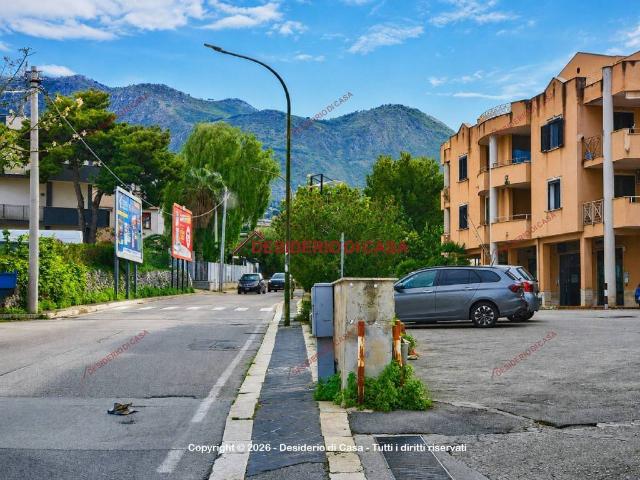 Appartamento in affitto a Carini corso Italia, 165, posto auto, riscaldamento autonomo, doppia esposizione TrovaCasa