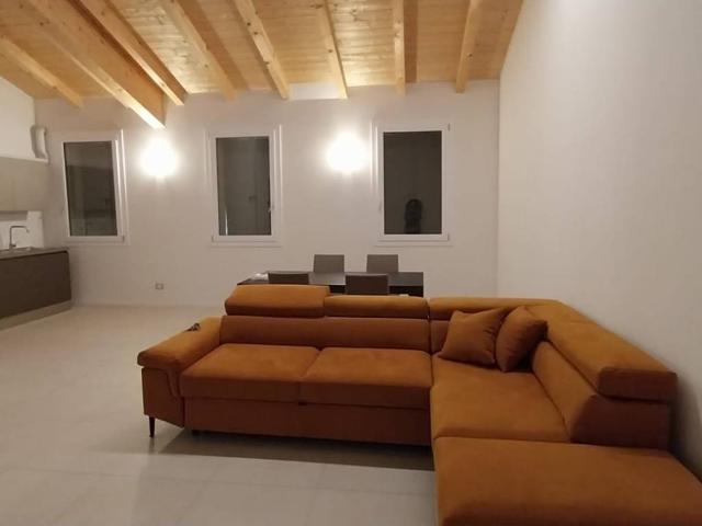 Appartamento in affitto a Carpi MO