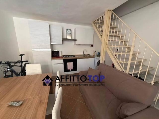 Appartamento in Affitto a Carrara