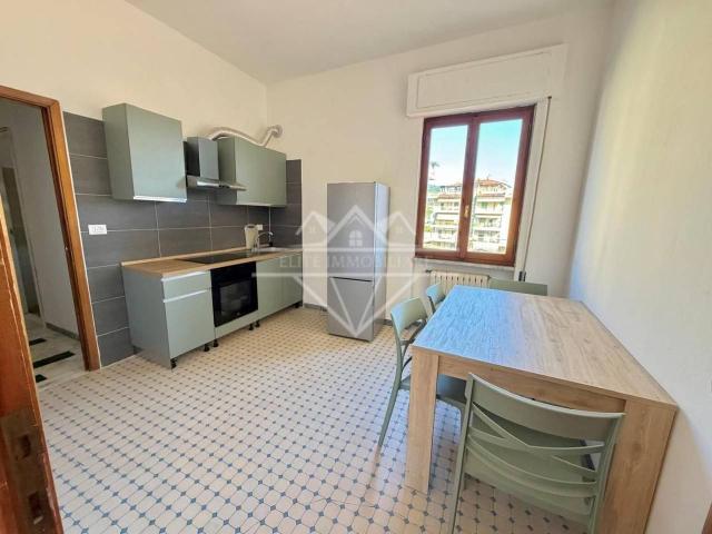 Appartamento in affitto a Carrara
