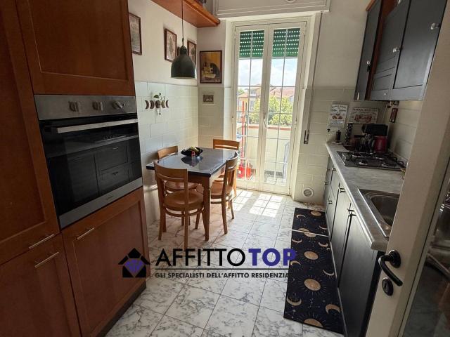 Appartamento in Affitto a Carrara