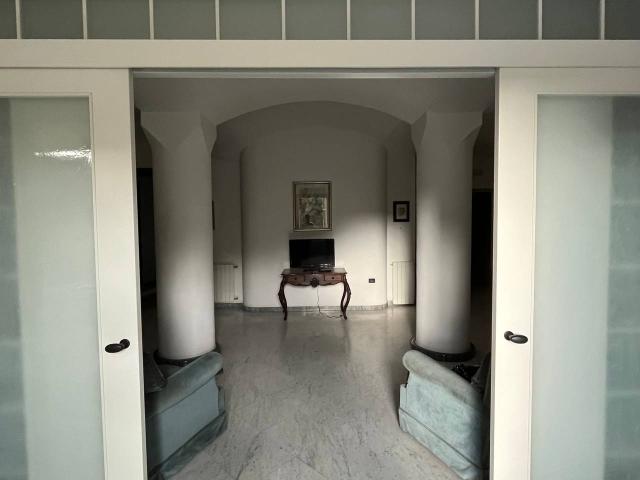Appartamento in affitto a Carrara