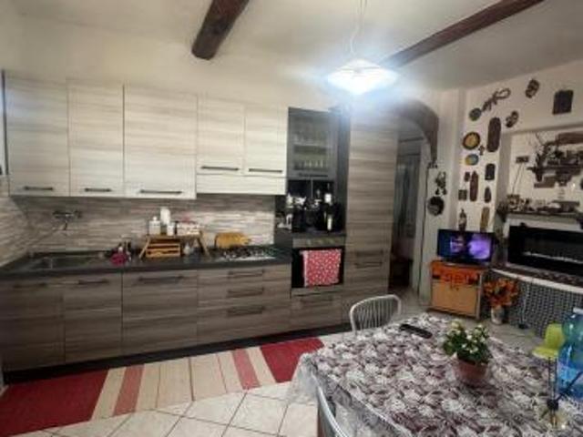 Appartamento in affitto a Carrara 80 mq Rif: 1413290