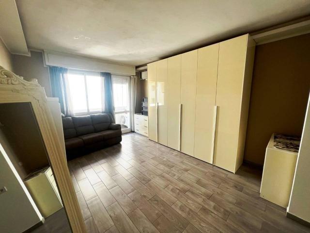 Appartamento in affitto a Carrara
