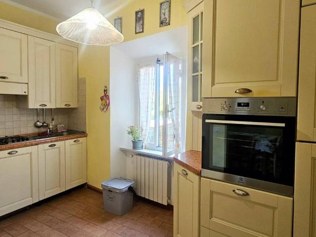 Appartamento in affitto a Carrara MS