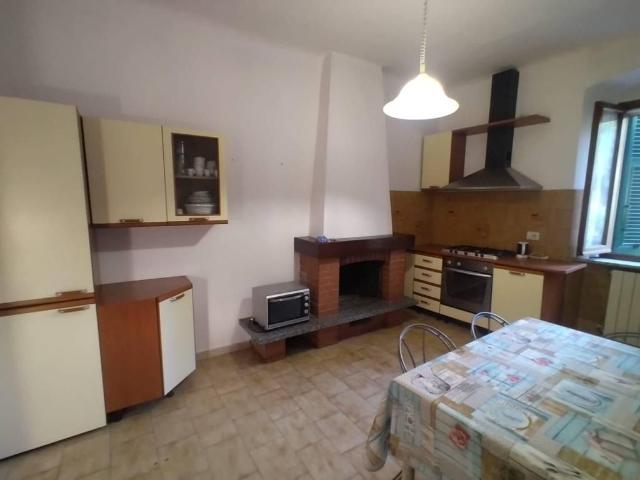 Appartamento in affitto a Carrara MS