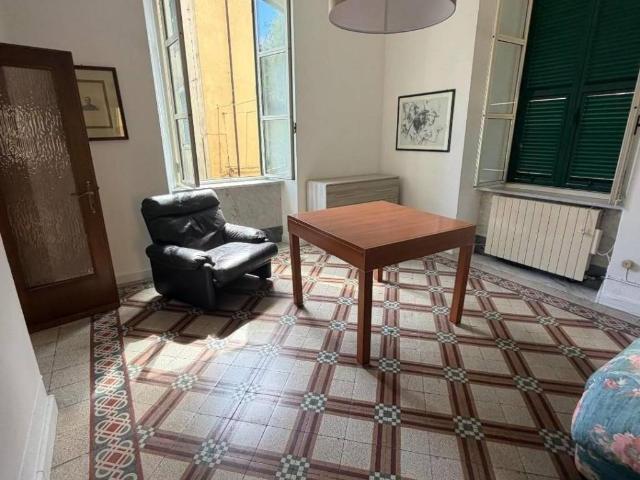 Appartamento in affitto a Carrara MS