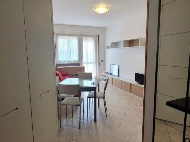 Appartamento in affitto a Carrara via Werther Muttini, arredato, terrazzo, riscaldamento autonomo TrovaCasa