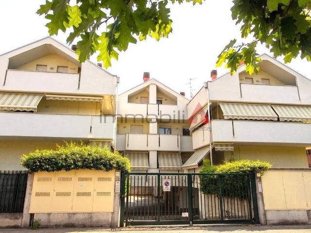 Appartamento in affitto a Carugate MI
