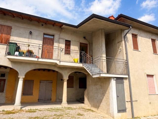 Appartamento in affitto a Carvico BG