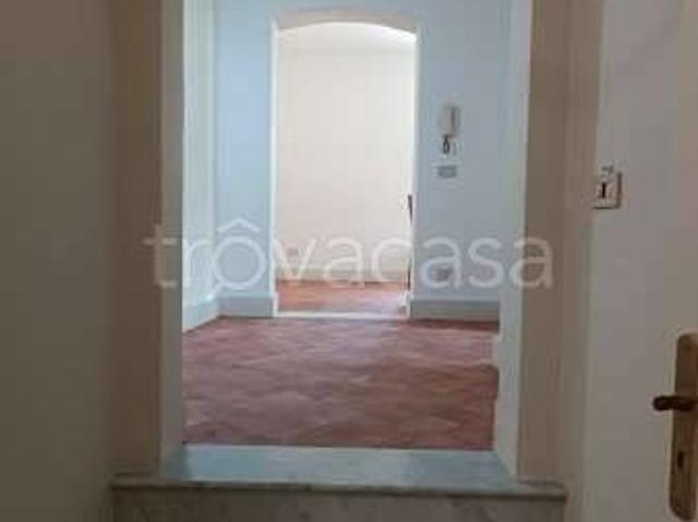 Appartamento in affitto a Catania, non arredato/vuoto, terrazzo, parzialmente arredato TrovaCasa