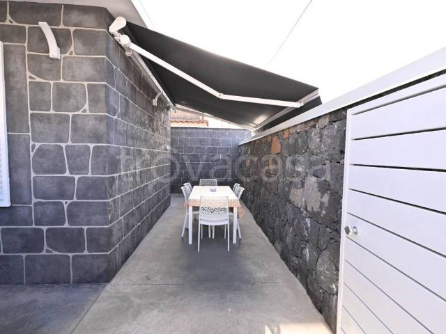 Appartamento in affitto a Catania strada 3 Zona Industriale, arredato, giardino privato, terrazzo TrovaCasa