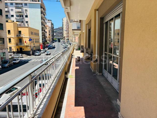 Appartamento in affitto a Catania via Asiago, lungomare, lavanderia, balcone TrovaCasa