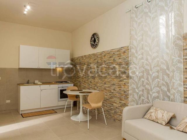 Appartamento in affitto a Catania via Cave Villarà, 7, arredato, terrazzo, luminoso TrovaCasa