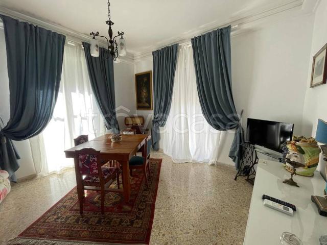 Appartamento in affitto a Catania via Vittorio Emanuele Orlando, arredato, luminoso, tripla esposizione TrovaCasa