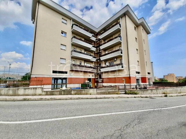 Appartamento in affitto a Catanzaro via Antonino Scopelliti, arredato, riscaldamento autonomo, ascensore TrovaCasa