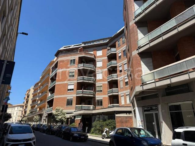 Appartamento in affitto a Catanzaro via Edmondo Buccarelli, non arredato/vuoto, ristrutturato, centrale TrovaCasa