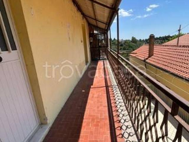 Appartamento in affitto a Catanzaro viale dei Normanni, non arredato/vuoto, balcone TrovaCasa