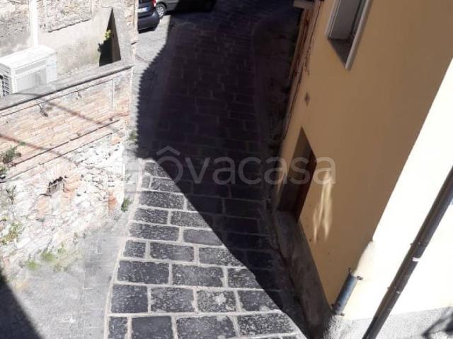 Appartamento in affitto a Catanzaro vico 5 Gelso Bianco, arredato, riscaldamento autonomo, balcone TrovaCasa