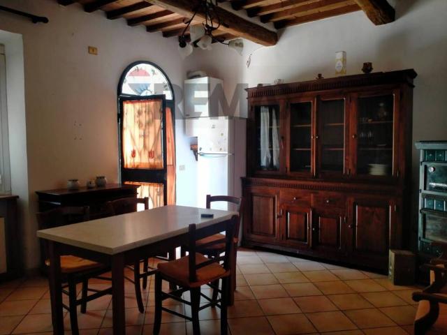 Appartamento in affitto a Cavriglia AR