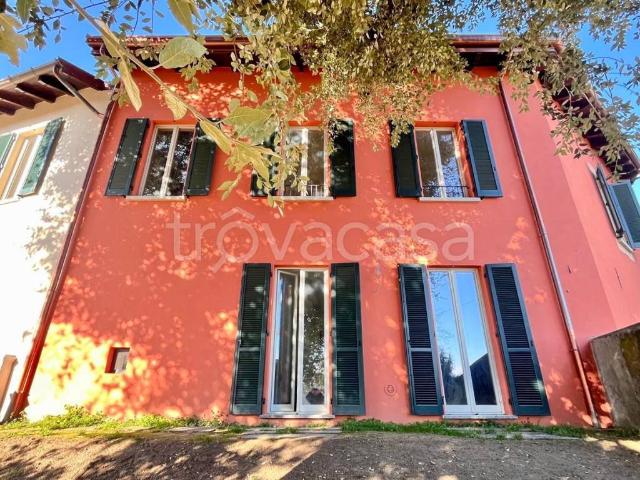 Appartamento in affitto a Cazzago Brabbia via del Torchio, 5, giardino privato, immobile di prestigio, ristrutturato TrovaCasa