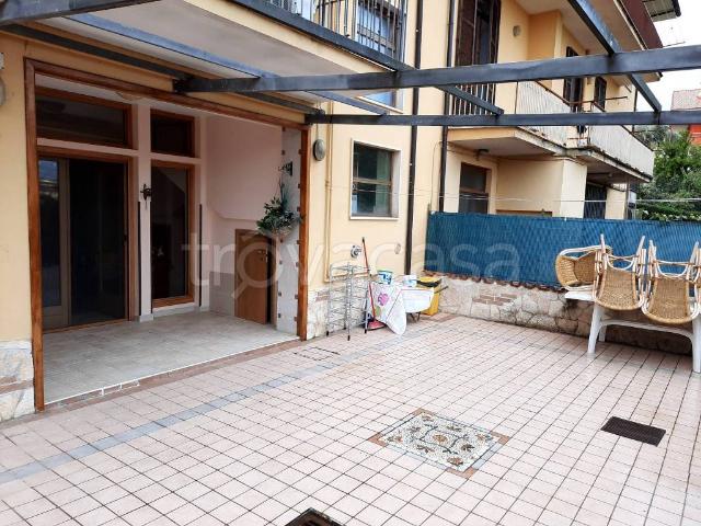 Appartamento in affitto a Ceccano via Madonna del Carmine, arredato, posto auto, terrazzo TrovaCasa
