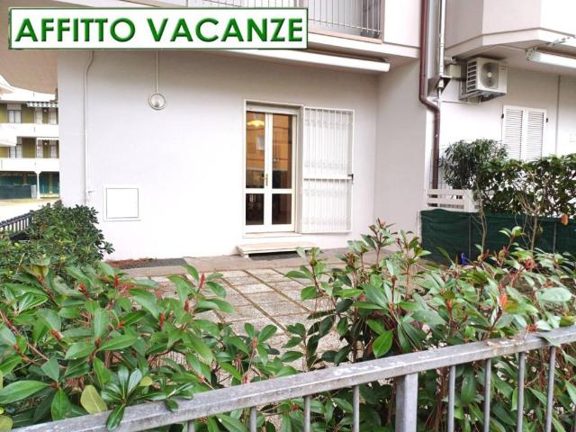 Appartamento in affitto a Cesenatico viale Belgrado, 6B, arredato, giardino privato, posto auto TrovaCasa