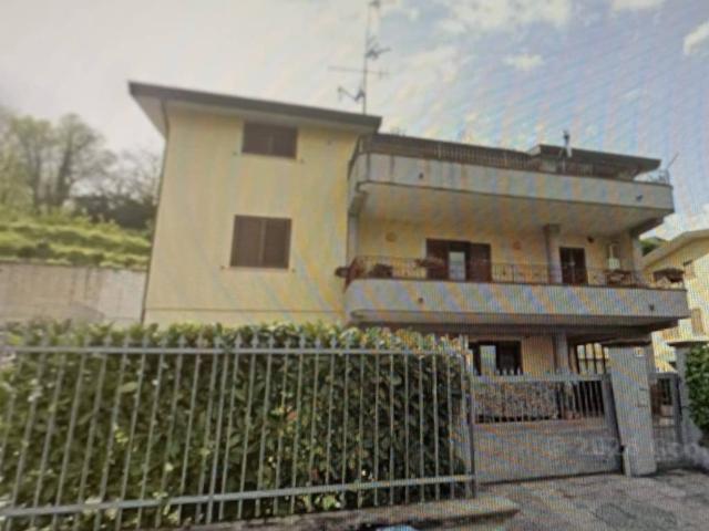 Appartamento in affitto a Ceppaloni BN